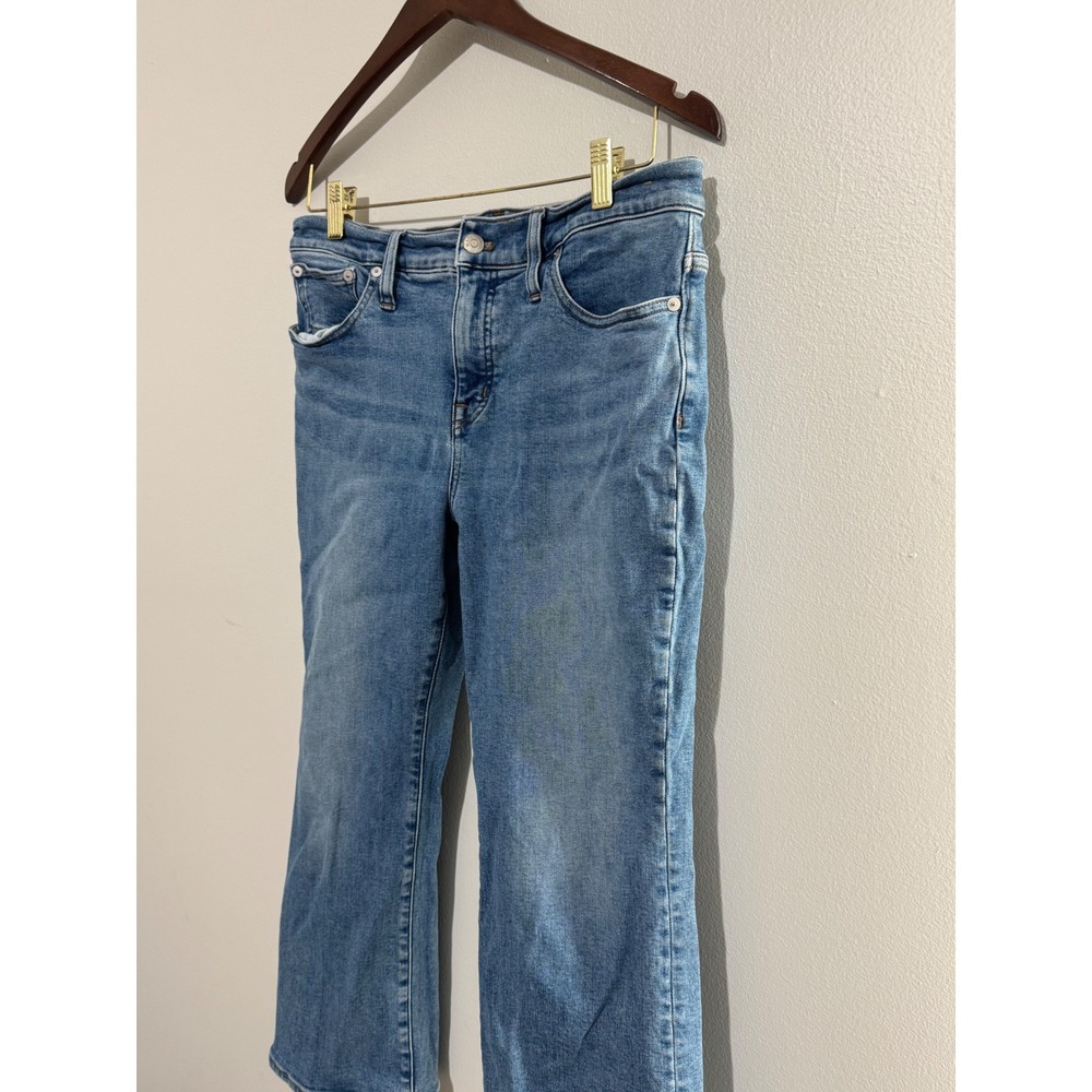 Madewell Mid Rise Kick Out Jeans Blue Petite Size 30P Cropped Flare Denim - Picture 4 of 8